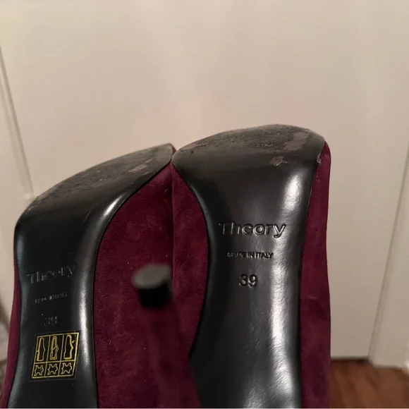 Theory Braxia Suede Pumps - Size 39 - Maroon - Picture 7 of 11